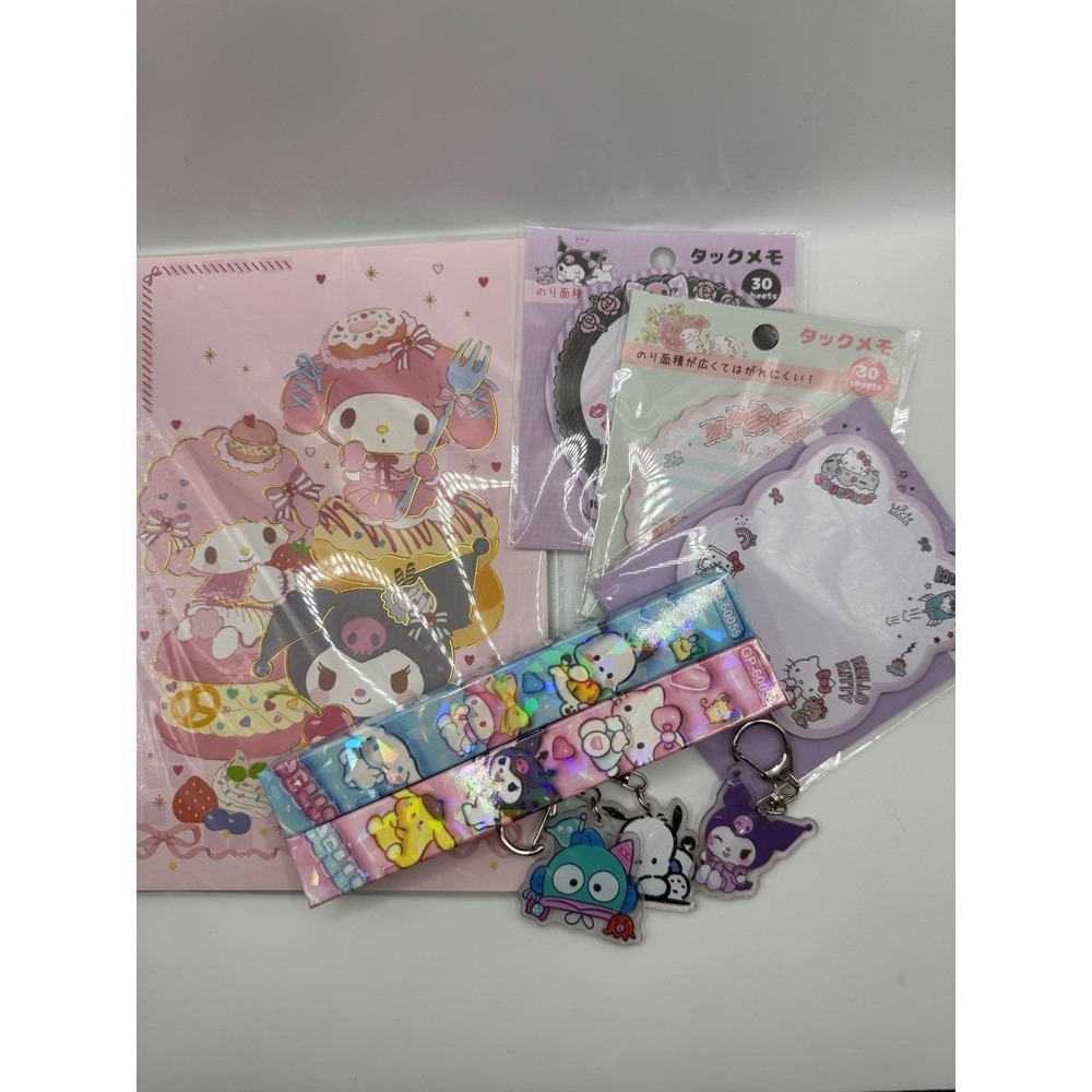 Sanrio Stationery & Keychain Bundle - Sanrio Spiral Notepad, pens and notepads‎